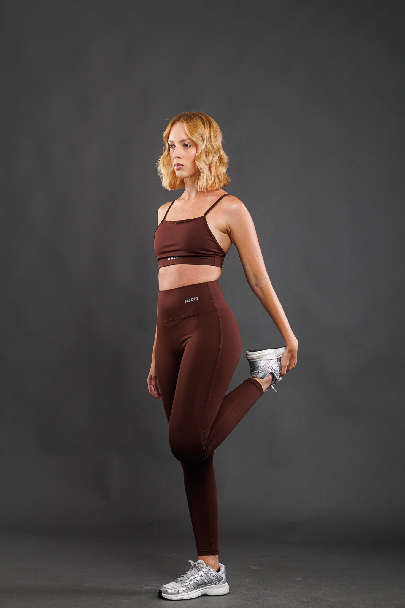 Top Essence Brown